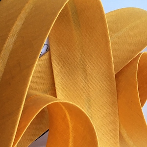 Plain bias binding, folded, polycotton, color Golden yellow (833), width 30 mm