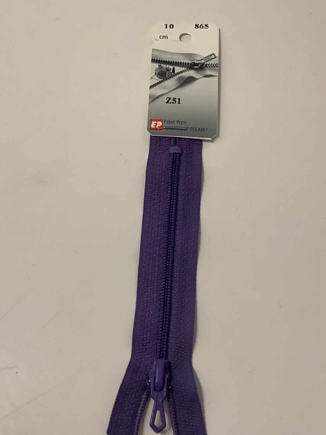 Zipper, Non-separable, Nylon, Length 10 Cm, Purple Color