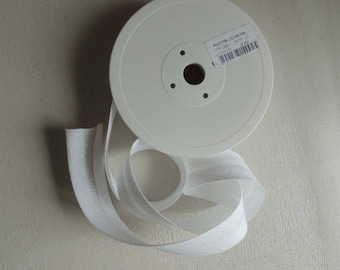 White polycotton folded bias binding, width 30 mm