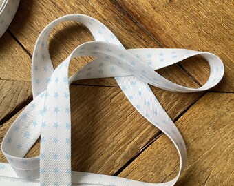 Cotton bias, White background, blue star patterns, width 10 mm