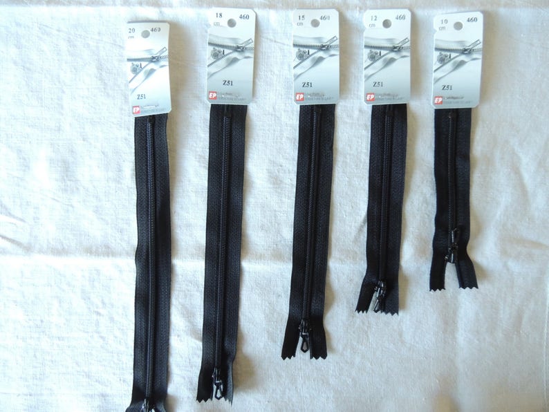 Not separable zipper length 15 cm Black Nylon