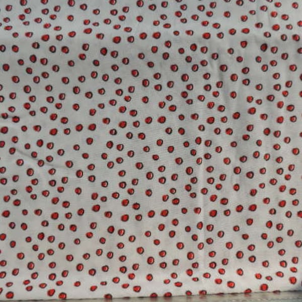 Tissu patch, retro, Windham Fabrics, Fond blanc, motif pois rouges et noirs