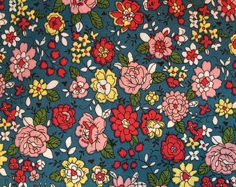 Cotton Fabric Coupon (MT48) Green Flower Pattern