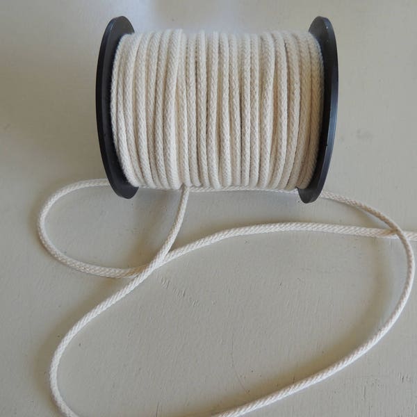 Cotton rope in size ecru width 5 mm
