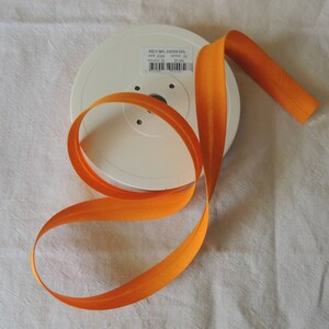 Cinta bies de polialgodón plegada lisa en color naranja (20/933) ancho 20 mm