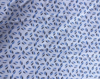 Cotton Fabric Coupon (MT30) White background Pattern blue tones