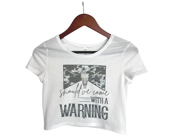 Top corto vintage desgastado: camiseta con estampado de concierto country