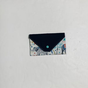Protège carnet de santé, éléphants, cirque.  Possibilité de broder le prénom