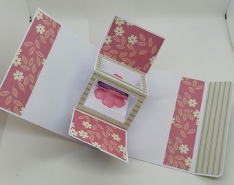 Carte twist avec pop up ,carte féminine ,carte originale , carte unique ,carte fait main.
