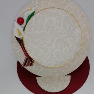 Carte chevalet avec mini chapeau canotier, création originale fait main .