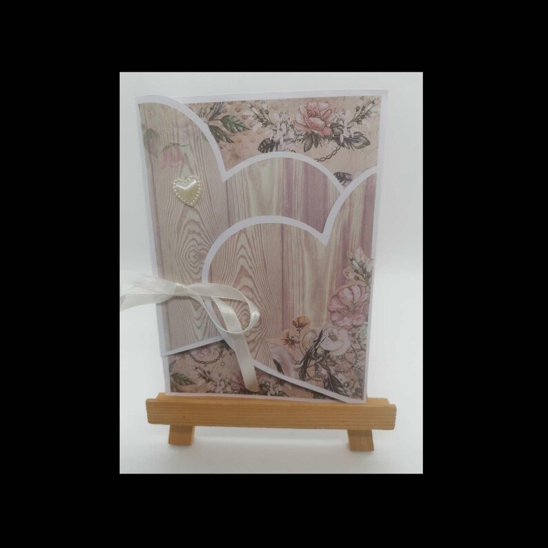 Carte saint Valentin ou anniversaire de mariage , carte anniversaire , carte shabby, carte fait main. 画像 1