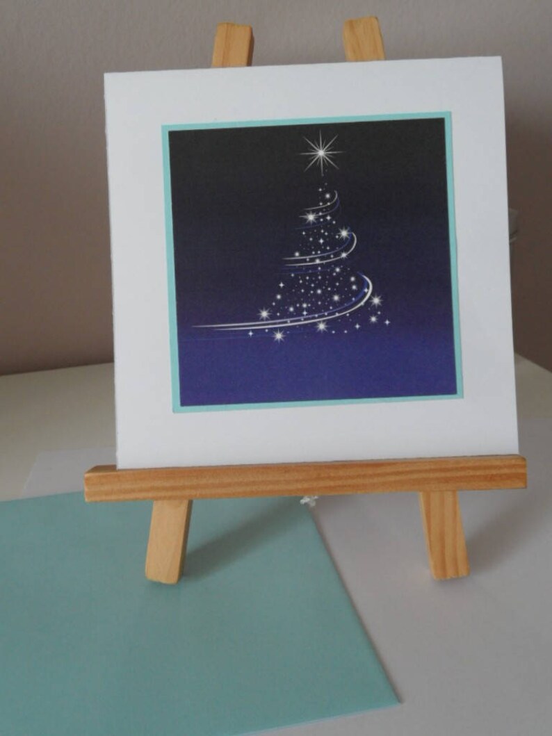 Carte de Noël ou nouvel an , carte avec image sapin stylisé,carte avec enveloppe imagen 1