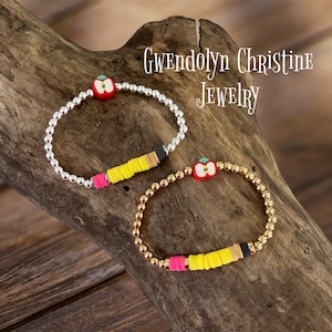 Teacher gifts /Teacher jewelry / apple bracelet/beaded bracelets/ name bracelet/teacher appreciation/personalized bracelet/pencil bracelet