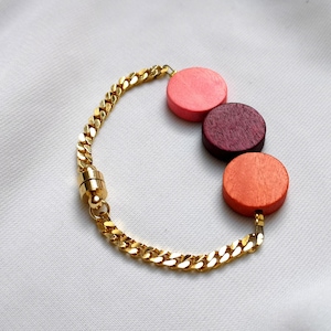 18k bracelet "Light" gold-plated armoured chain, wooden beads, salmon - bordeaux- terracotta