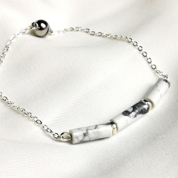 Bracelet "Pernilla Silver" with Howlith, Silver Alloyed