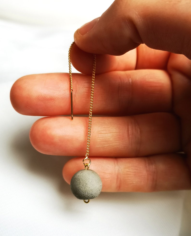 18k concrete ear jewelry Kula gold-plated with faeces