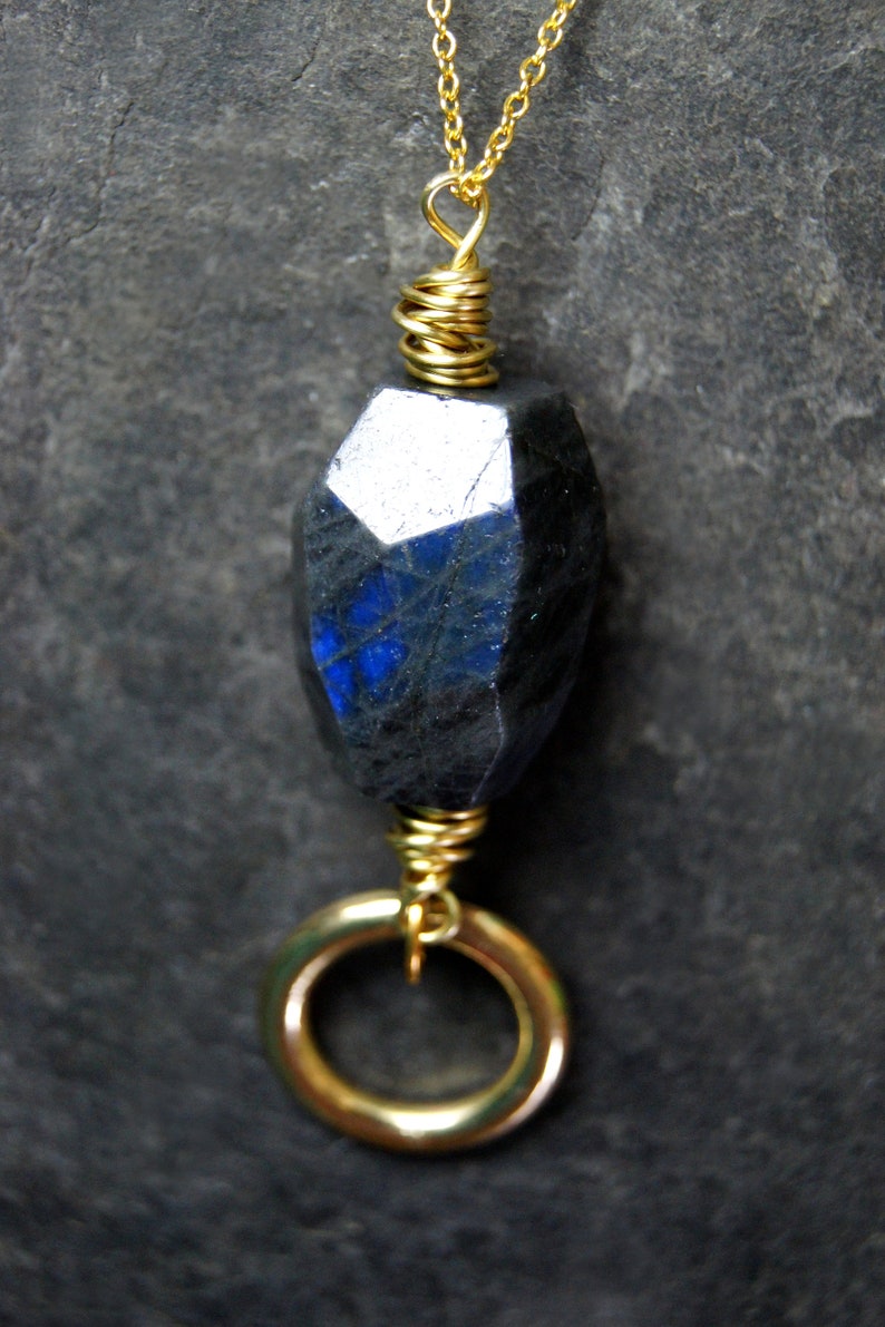 Necklace Lysa with labradorite image 3