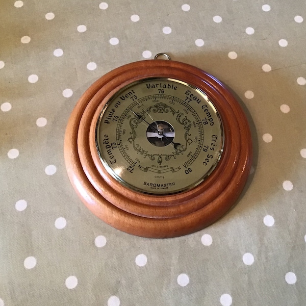 Wooden Barometer, wood barometer, barometers, weather barometer, weather station, weather forecast, barometers,