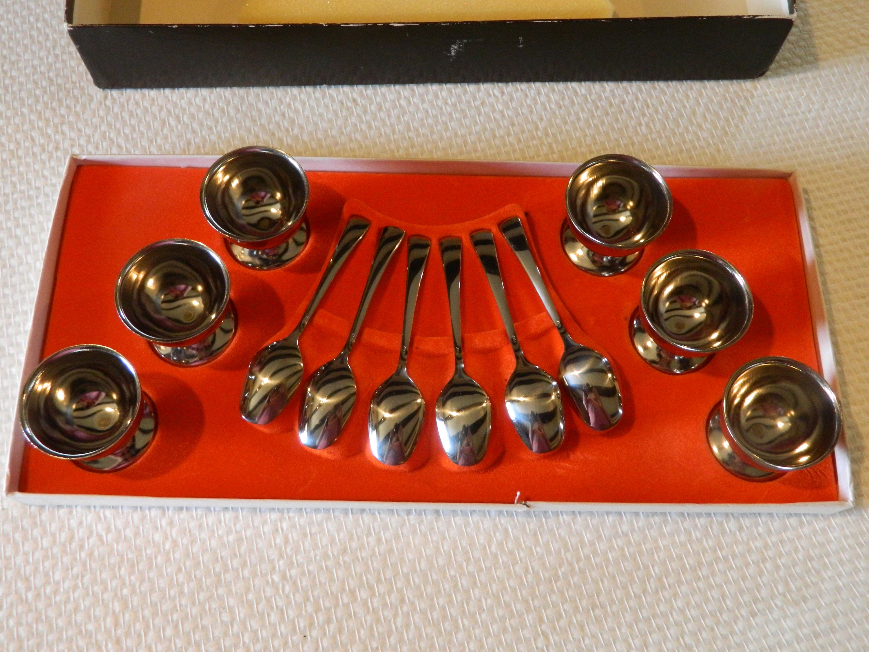 Tasse d'oeufs, Porte-Œufs, Oeufs et Cuillères, Tasses, Tasses Cuillères à Œufs, Guy Degrenne, Œufs e