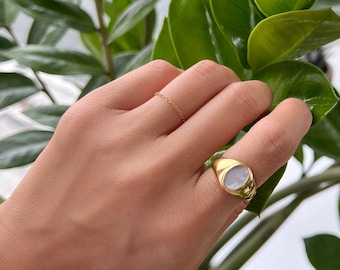 Mother of Pearl Dome Ring, Gold Silver Signet Ring, Thick Band Ring, Water-Resistant Ring, Gold Statement Ring, Pearl Ring, Chunky Band Ring