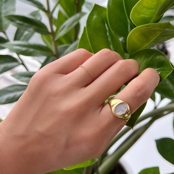 Mother of Pearl Dome Ring, Gold Silver Signet Ring, Thick Band Ring, Water-Resistant Ring, Gold Statement Ring, Pearl Ring, Chunky Band Ring