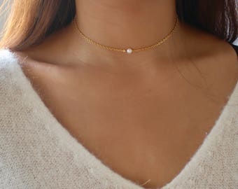 Small Pearl Necklace / Tiny Freshwater Pearl Necklace / Freshwater Pearl Necklace / Single or Multiple Pearl Necklace / Dainty Pearl Choker