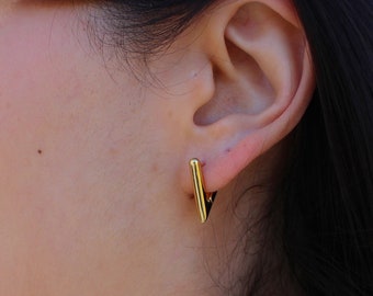 V shop shaped earrings