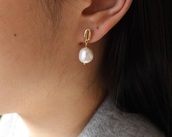Pearl Earrings, Cowrie Shell Earrings, Pearl Drop Earrings, Baroque Pearl Earrings, Gold Pearl Earrings, Dangle Earrings, Wedding Earrings