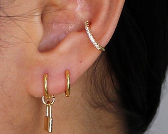 Tiny Gold Ear Cuff, Dainty Ear Cuff, CZ Ear Cuff, Huggie Ear Cuff, No Piercing Earrings, Ear Cuff No Piercing, Ear Wrap, Cartilage Earring