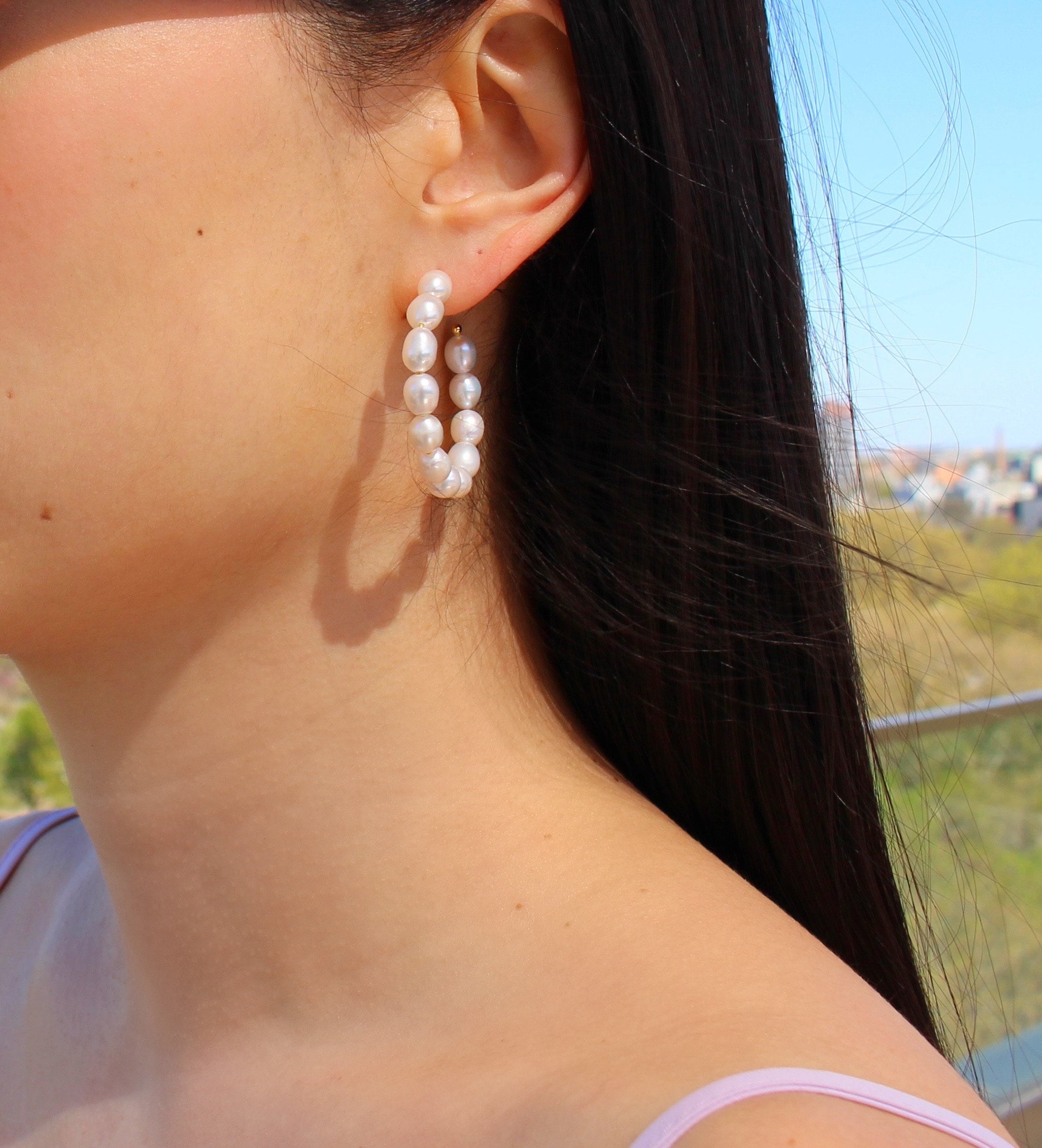 Update more than 86 pearl hoop earrings latest