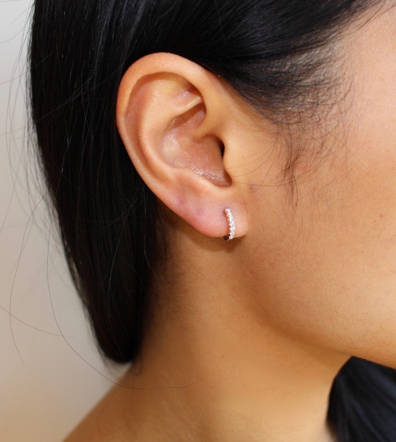 Zoë Chicco 14k Gold Pavé Diamond Hinge Huggie Hoop Earrings – ZOË CHICCO