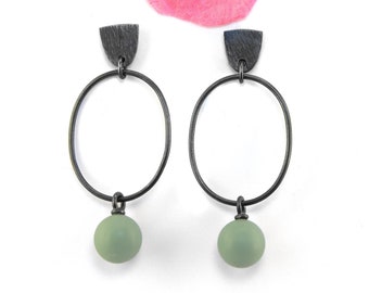 modern, airy earrings made of 925 silver, gray-green plastic ball
