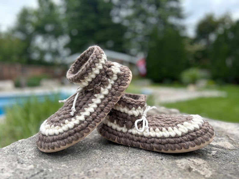 String Slippers Woman’s Cabin Slippers, 100% Highland Wool, Sheepskin and Suede - Etsy