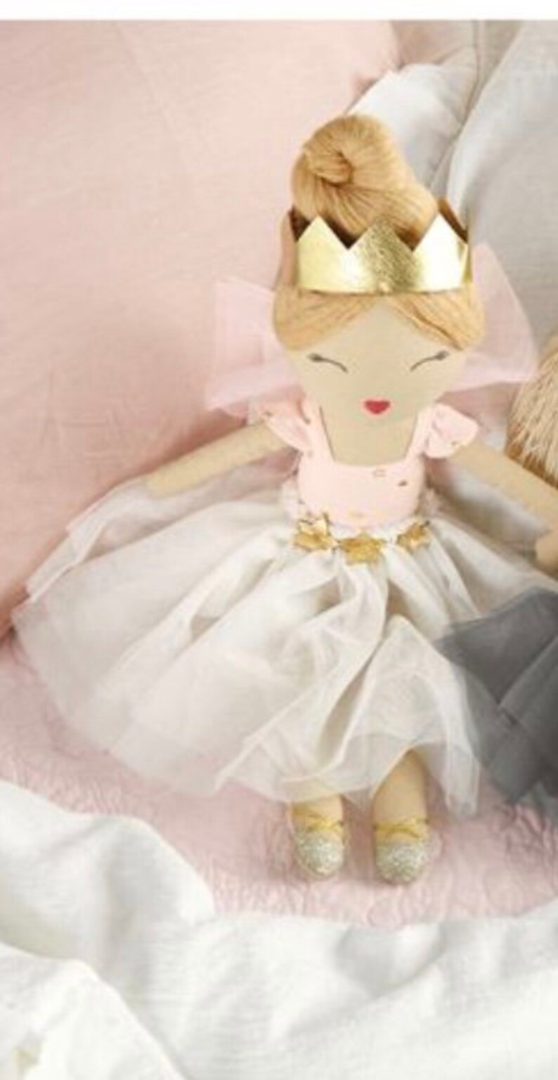 Little ballerina dolls.  Dance recital image 1