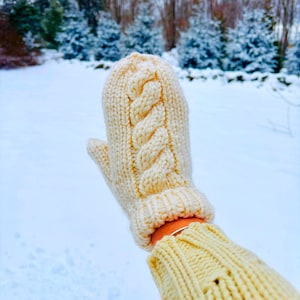Bulky Cable Knit Mitten Pattern – DPN & Magic Loop (PDF)