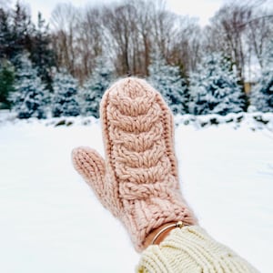 Mitten Pattern Knitting / Super Chunky Mittens / Chunky Cable Mittens / Adult Mitten Pattern   / Cable Mittens / Yankee Knitter Designs