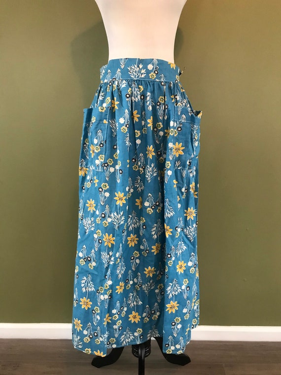 Cute 1950s Blue Yellow White Floral Cotton Skirt … - image 1