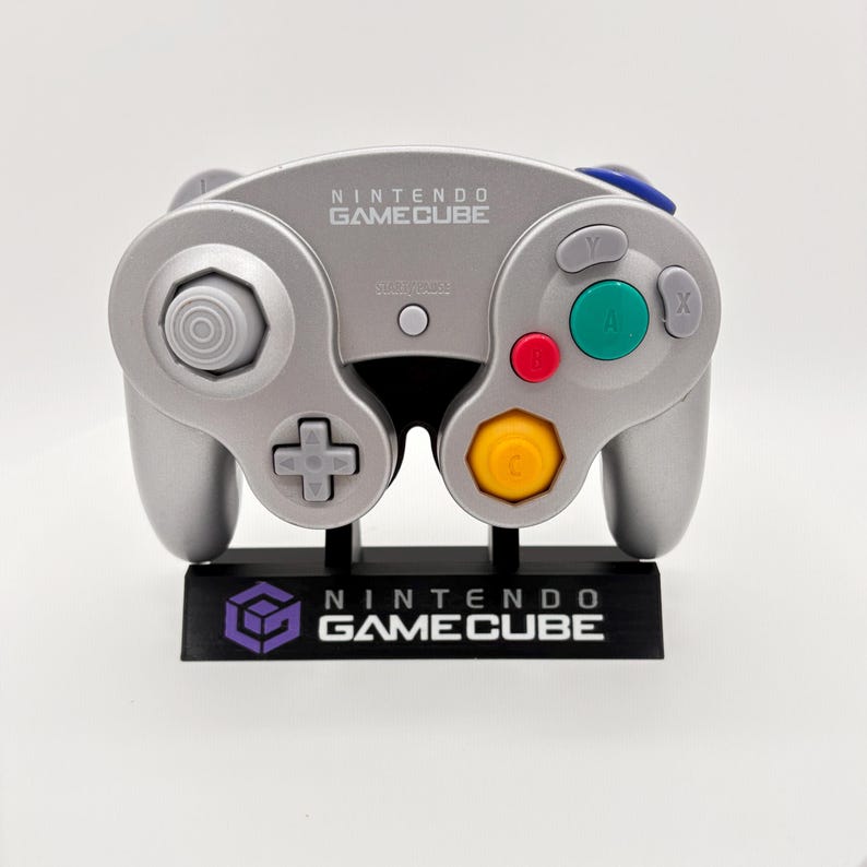 Wireless Nintendo Gamecube Controller Display Stand image 1