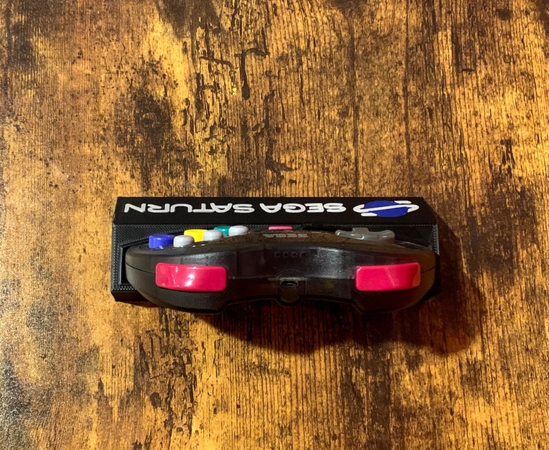 Retro-Bit Sega Saturn Lettering Controller Stand image 4