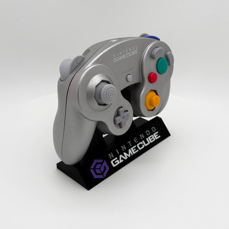 Wireless Nintendo Gamecube Controller Display Stand image 7