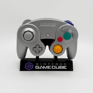 Wireless Nintendo Gamecube Controller Display Stand image 3