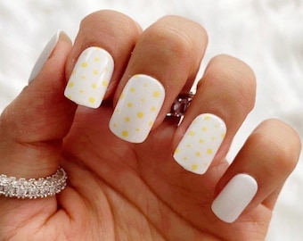 24 Pcs White Polka Dots / Short Nails / Press On Nails / Nail Designs / Fake Nails / Glue On Nails / Stick On Nails / Artificial Nails