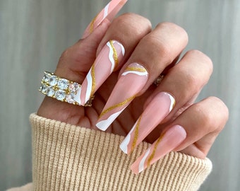 White & Gold Swirl Long / Coffin Nails / Press On Nails / Nail Designs / Fake Nails / Glue On Nails / Stick On Nails / Nails with Designs