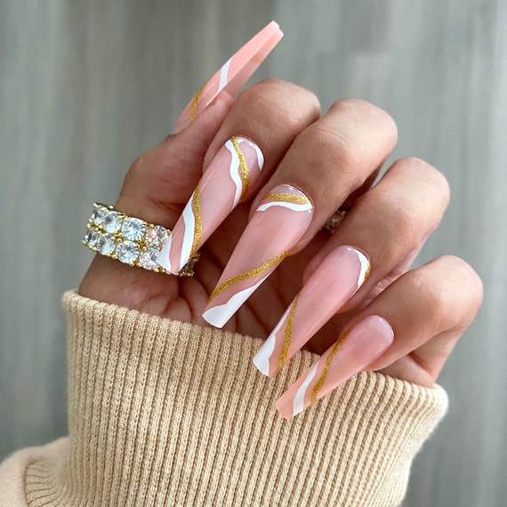 Fofosbeauty 24pcs Press on False Nails Tips,Coffin Fake Nails, Coffin White  Gold Contrast Waves - Walmart.com