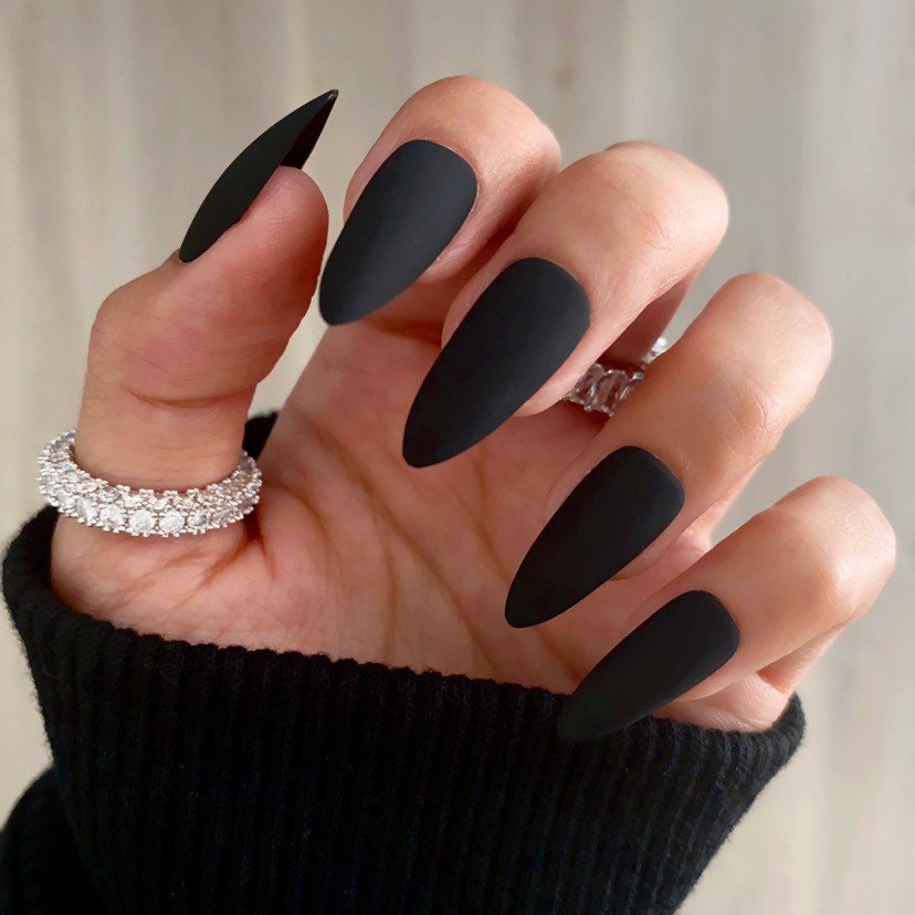 Black Matte Stiletto / Stiletto Nails / Press on Nails / Nail - Etsy