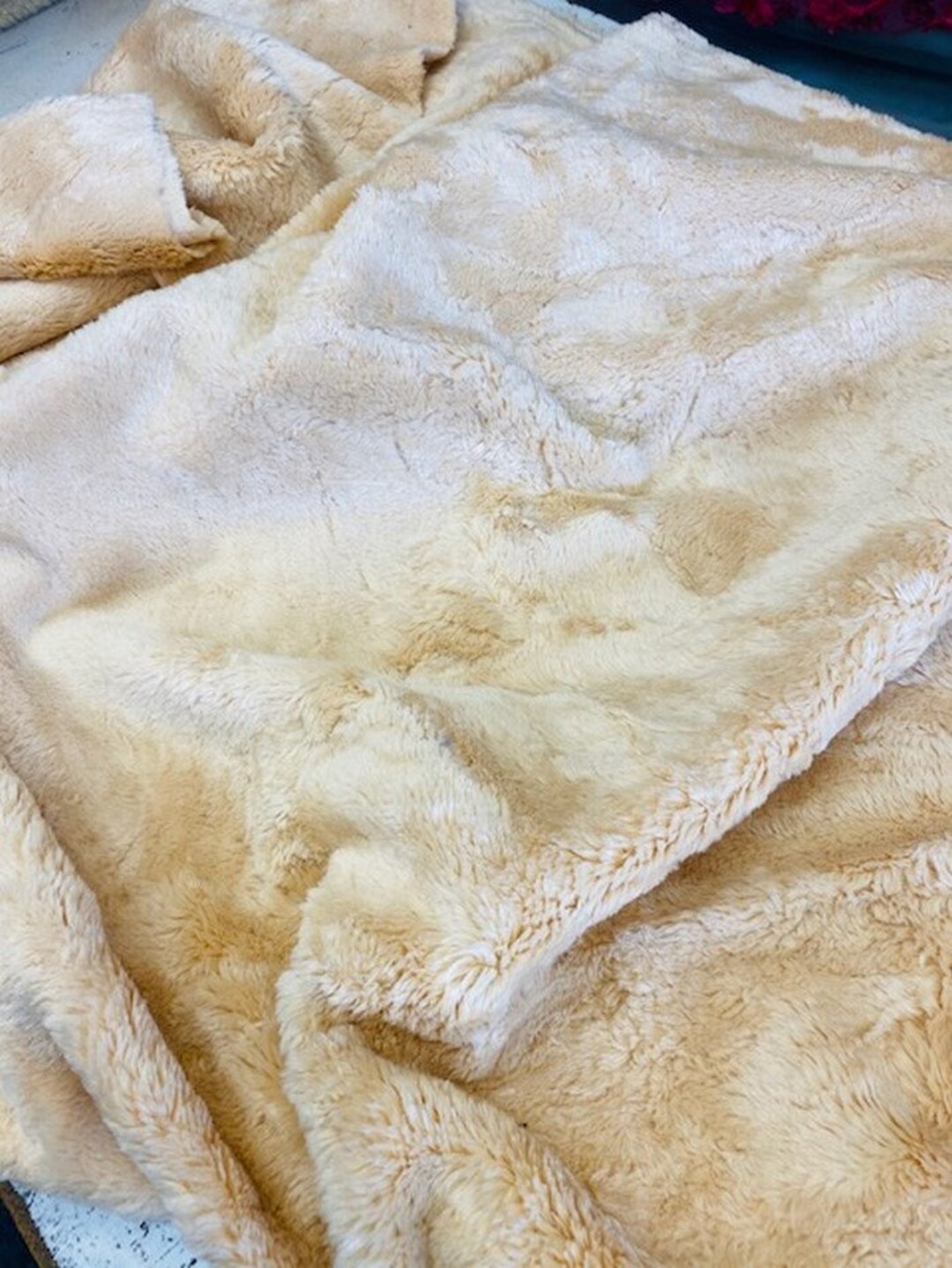 Teddy Bear Faux Fur Fabric by the Yard Can Be Used for Costumes