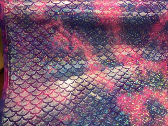 BY THE YARD AEROBICS CLOTHING HOLOGRAPHIC COBRA SCALES SPANDEX FABRIC Purple