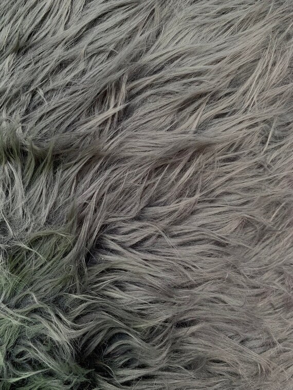 Faux Fake Fur Solid Shaggy Long Pile Fabric - White - 60 Width Sold by The  Yard