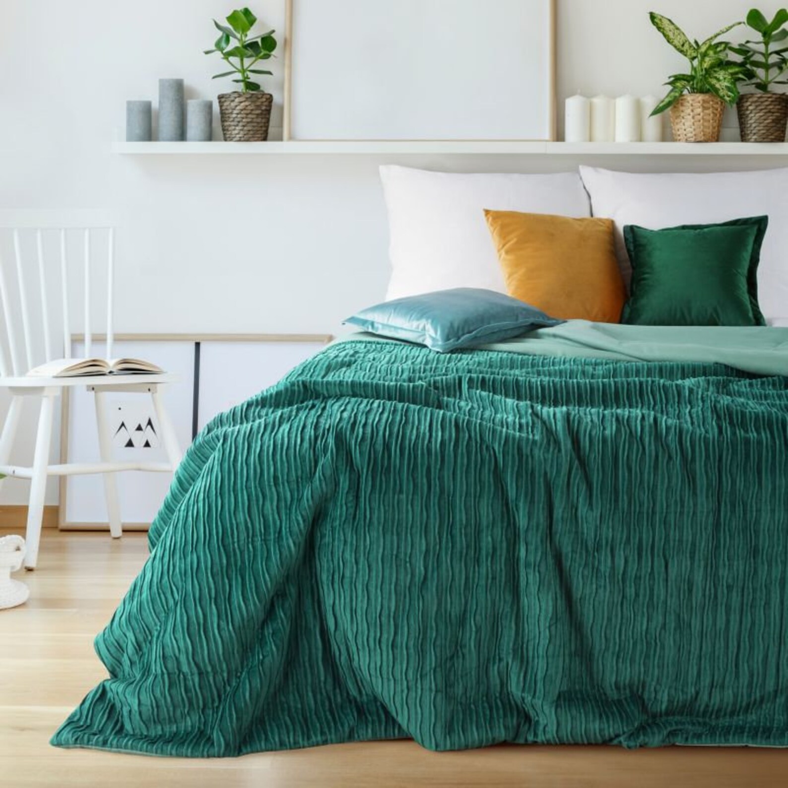 Large velvet green bedspread Queen size bedspread Bedspread Etsy