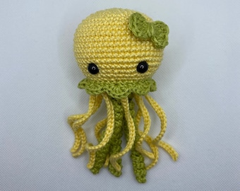 Amigurumi Jellyfish Crochet Pattern: Julie the Jellyfish (US Terms) (Digital Download)